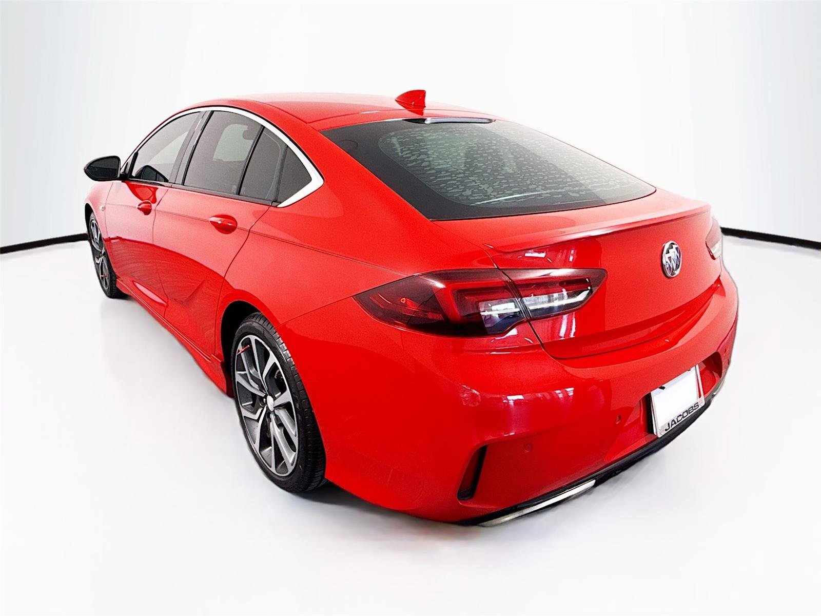 Used 2018 Buick Regal GS w/ Driver Confidence Package #2 image 26