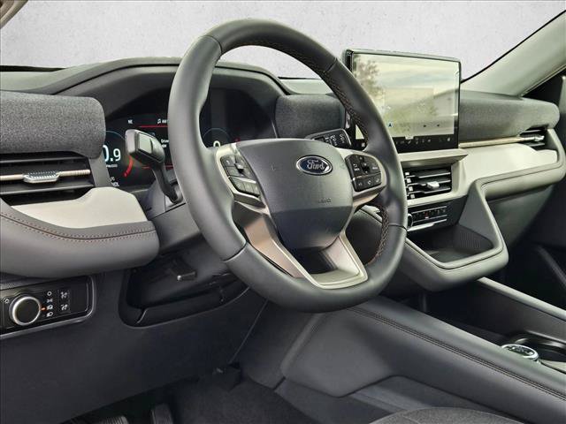 New 2026 Ford Explorer Active RWD video 3