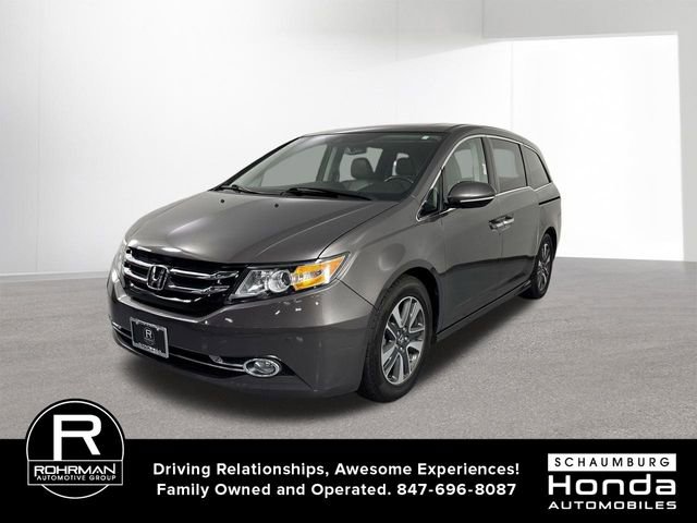 Used 2016 Honda Odyssey Touring Elite image 2