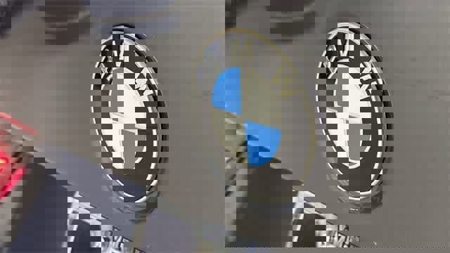 Used 2021 BMW 330i xDrive Sedan w/ Driving Assistance Package image 8