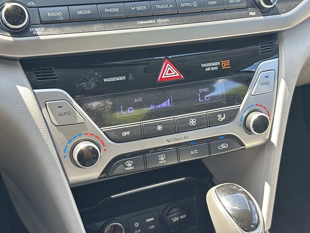 Used 2018 Hyundai Elantra Value Edition FWD image 31