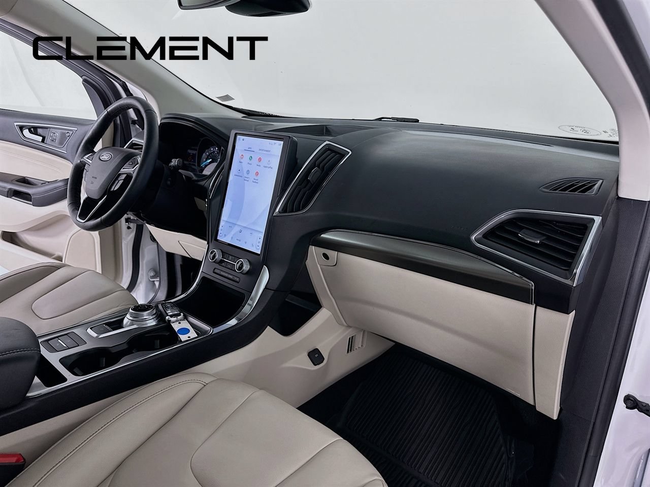Certified 2022 Ford Edge Titanium AWD/4WD image 35