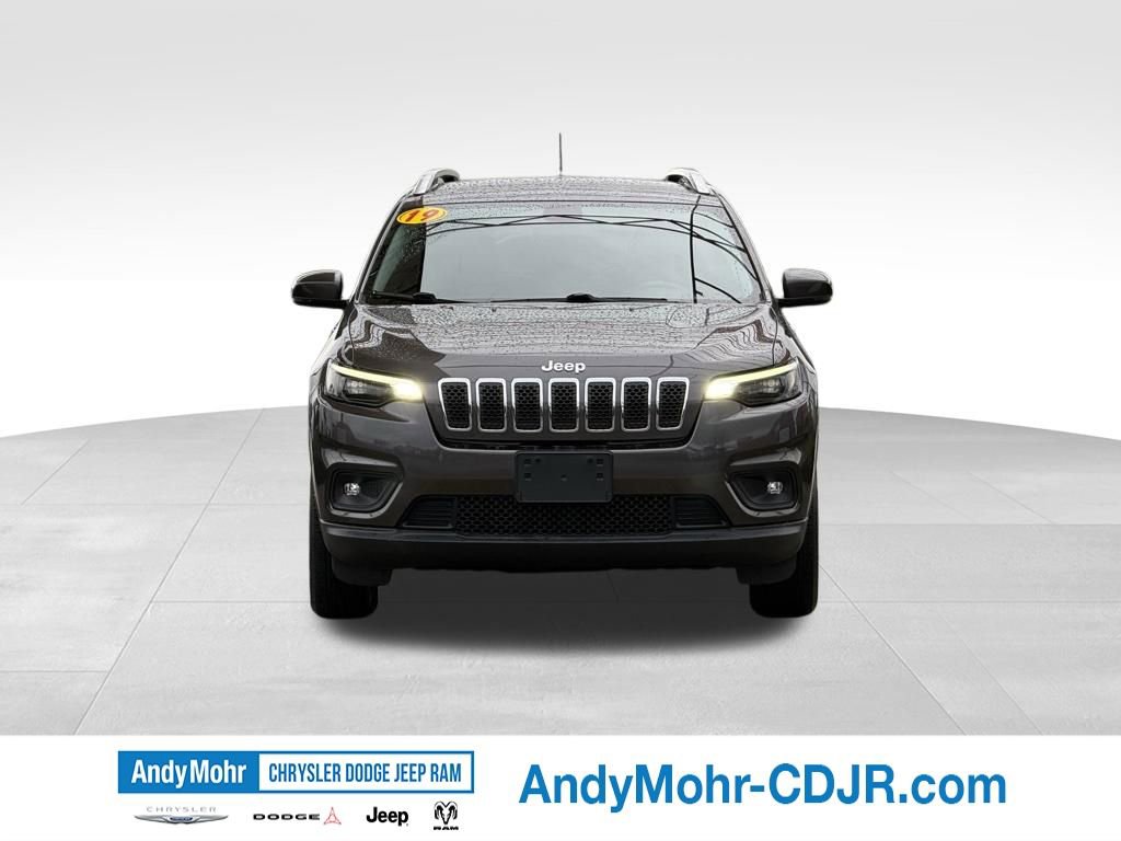 Used 2019 Jeep Cherokee Latitude Plus w/ Cold Weather Group video 2
