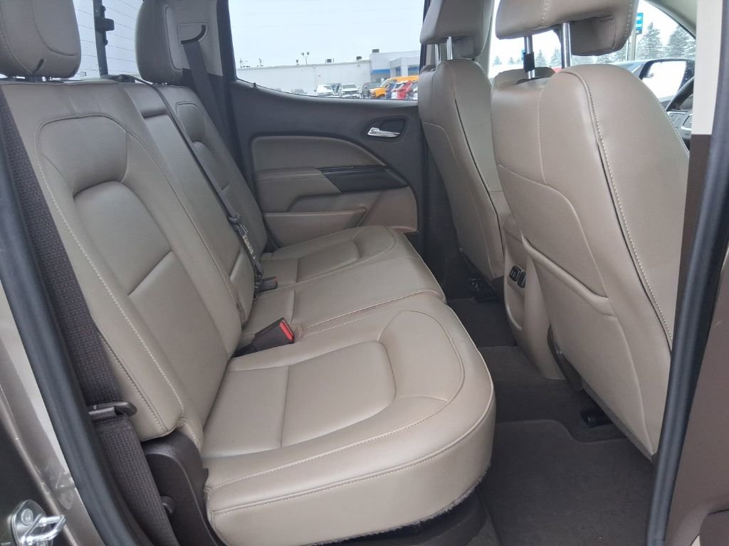 Used 2016 GMC Canyon SLT image 16