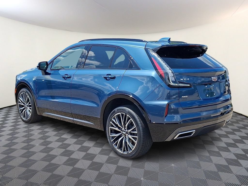 Used 2024 Cadillac XT4 Sport w/ Cold Weather Package AWD/4WD image 6