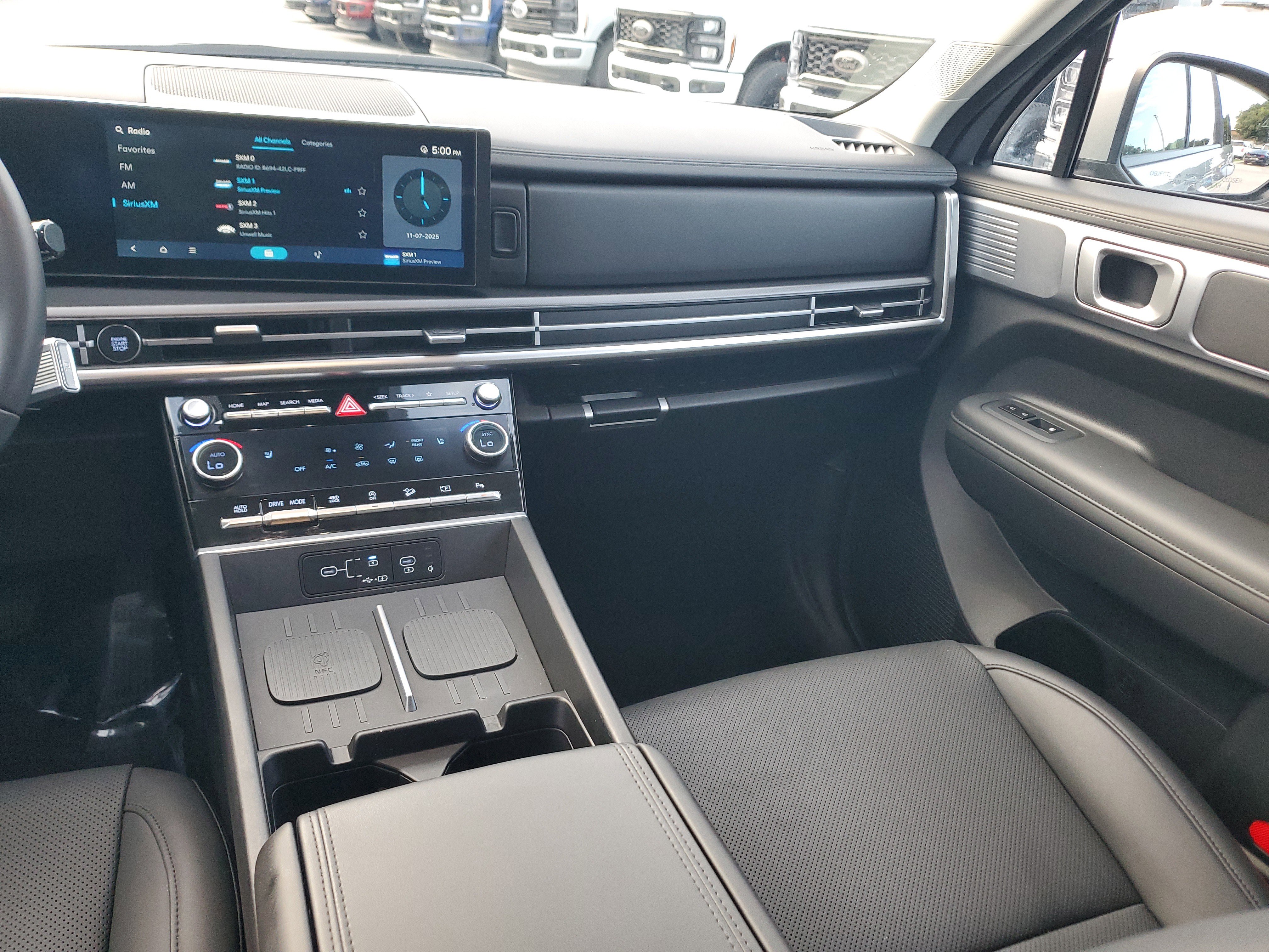 Used 2025 Hyundai Santa Fe SEL image 19