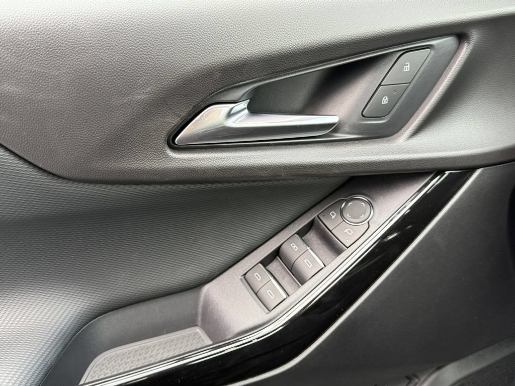 New 2027 Chevrolet Equinox RS FWD image 11