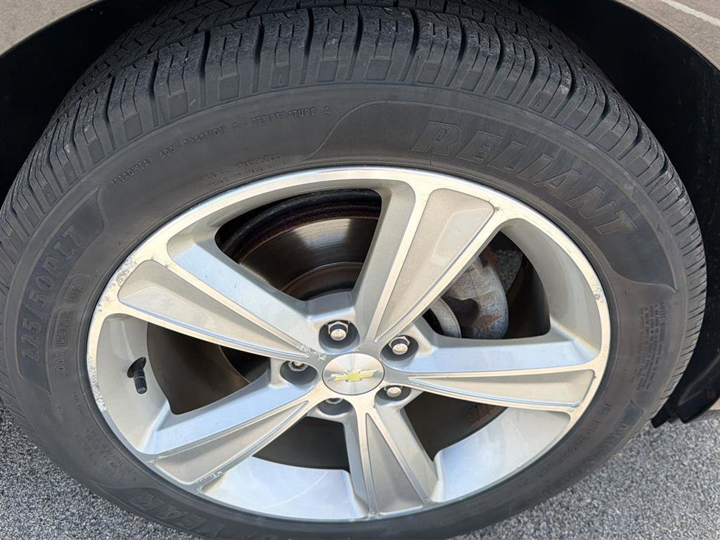 Used 2014 Chevrolet Cruze LT FWD image 17