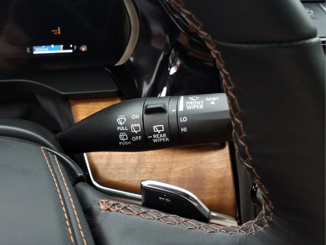Used 2026 Jeep Grand Cherokee Summit w/ Adv Protech Group IV AWD/4WD image 28