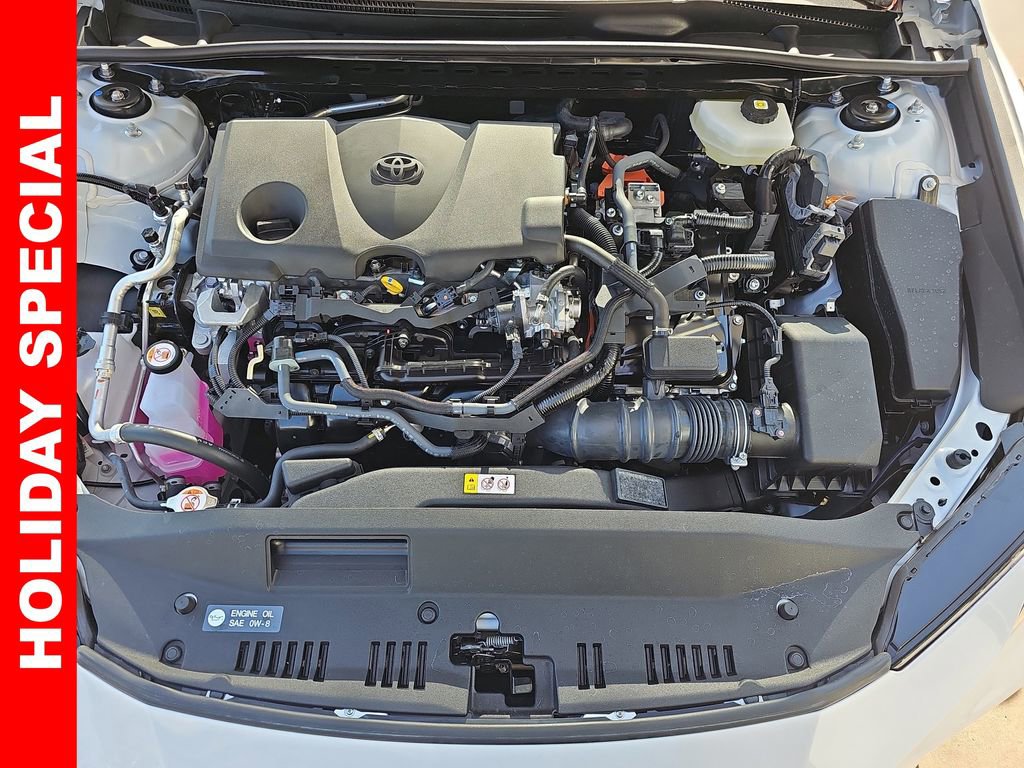 Used 2025 Toyota Camry SE image 30