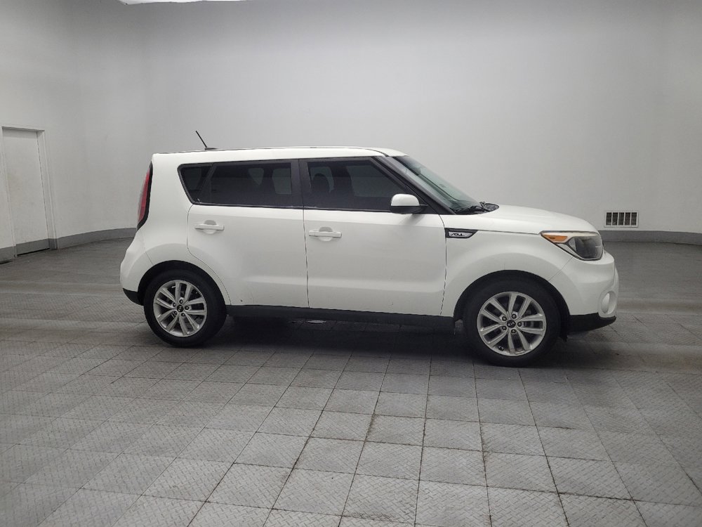Used 2019 Kia Soul + FWD image 11