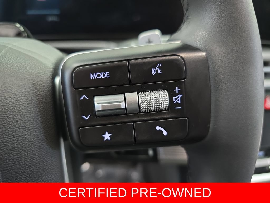 Used 2026 Hyundai Santa Fe SEL FWD image 18