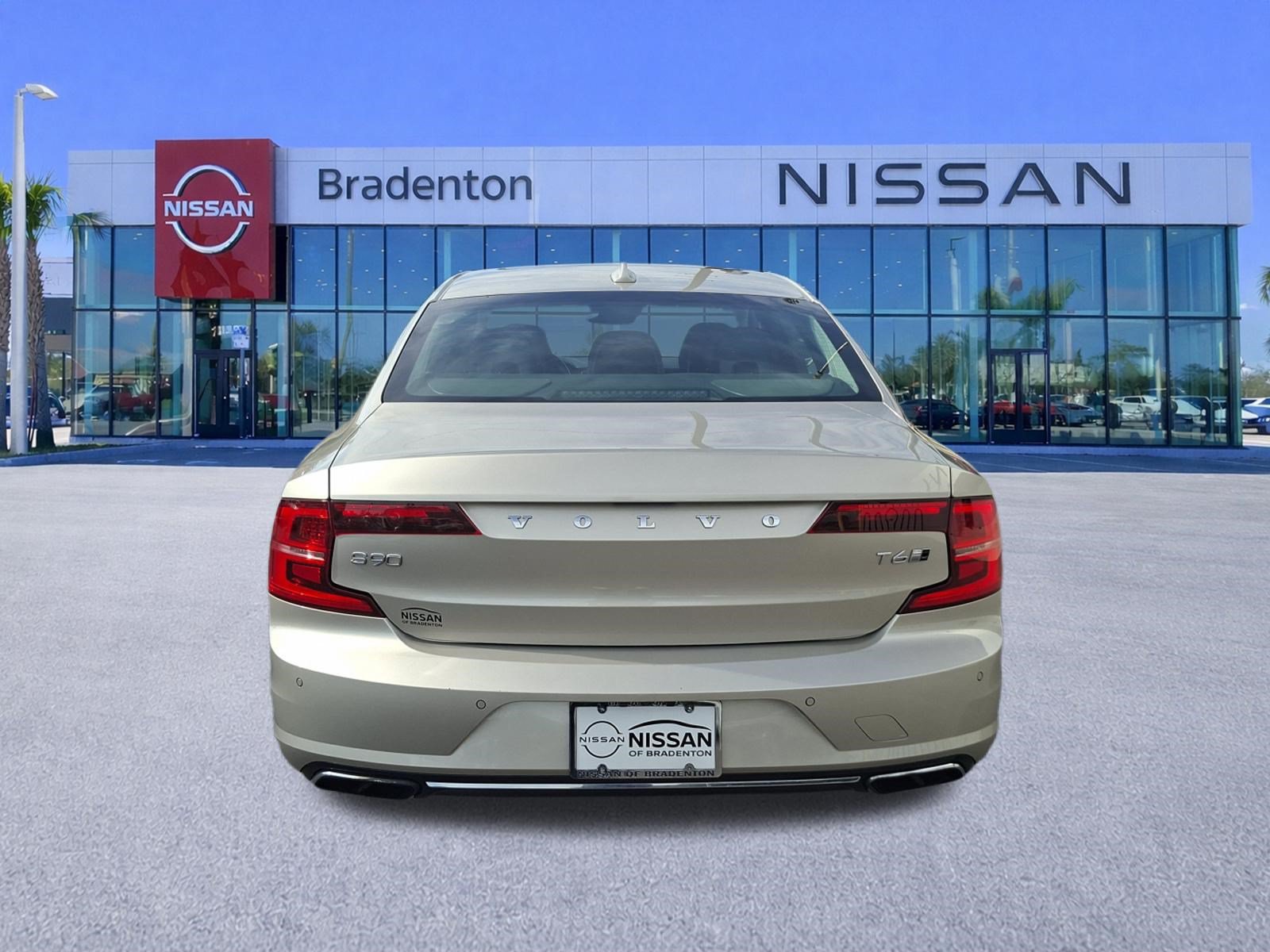 Used 2018 Volvo S90 T6 Inscription w/ Luxury Package AWD/4WD image 6