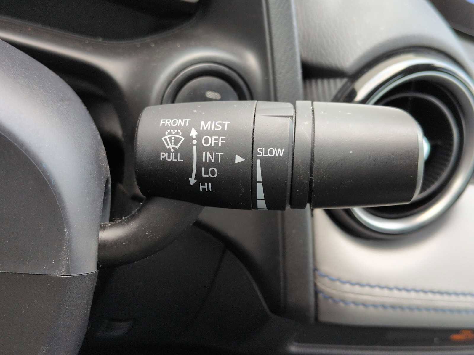 Used 2019 Toyota Yaris LE image 26