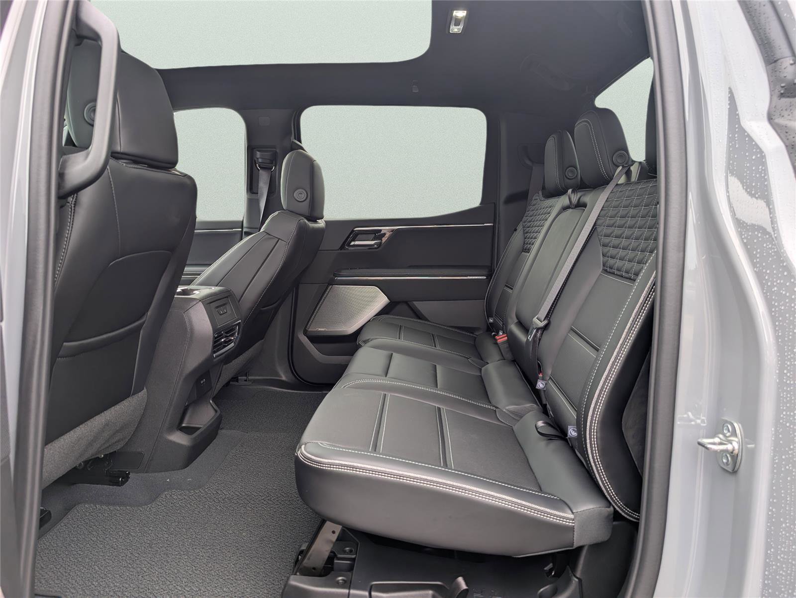 New 2025 GMC Sierra EV Denali image 29