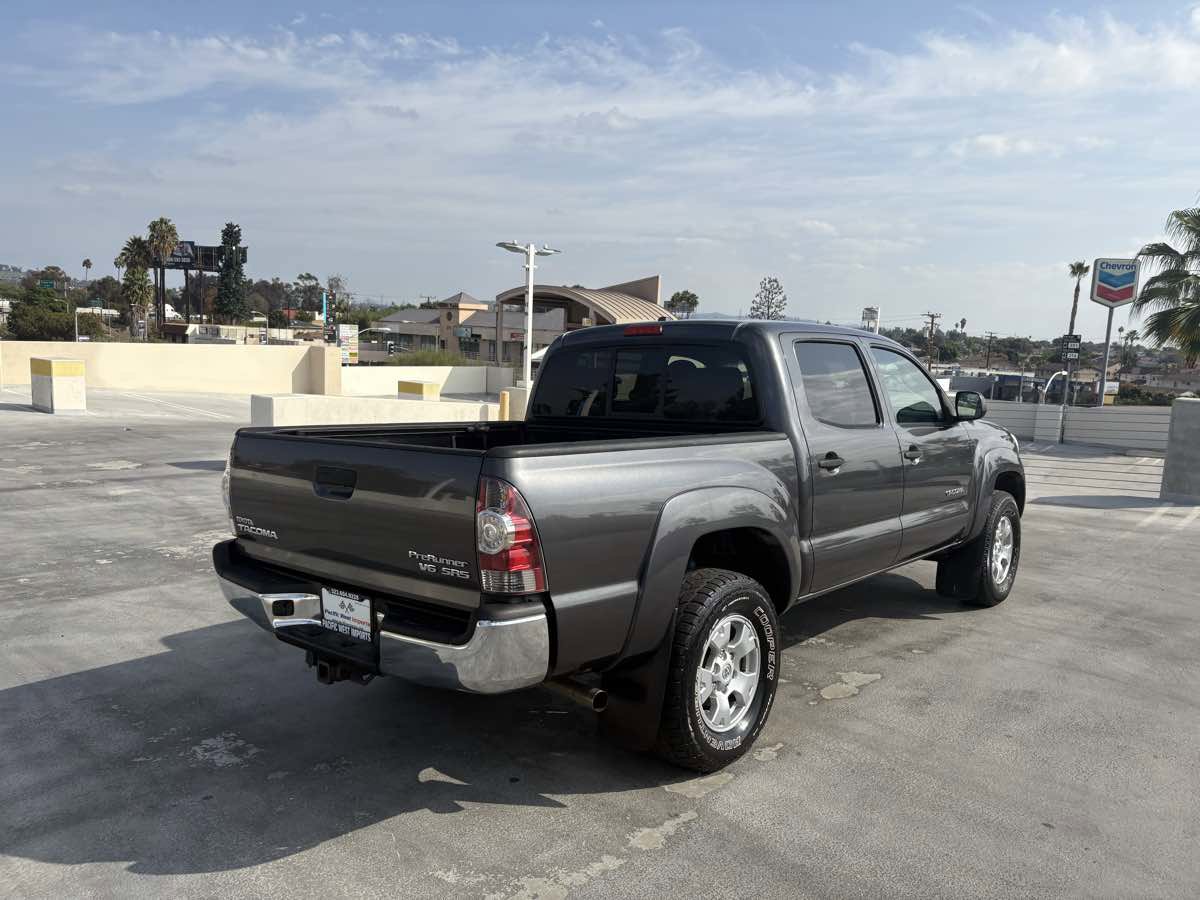 Used 2010 Toyota Tacoma PreRunner image 33