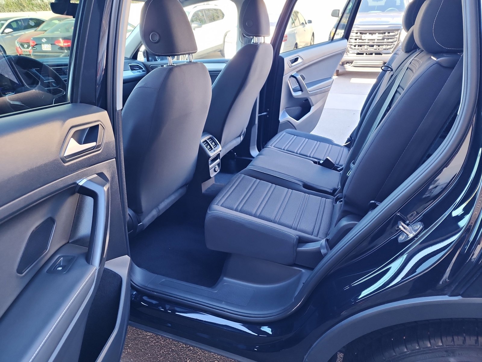 Used 2023 Volkswagen Tiguan S image 18