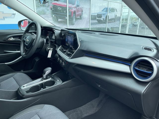 Certified 2024 Chevrolet Trax LS FWD image 26