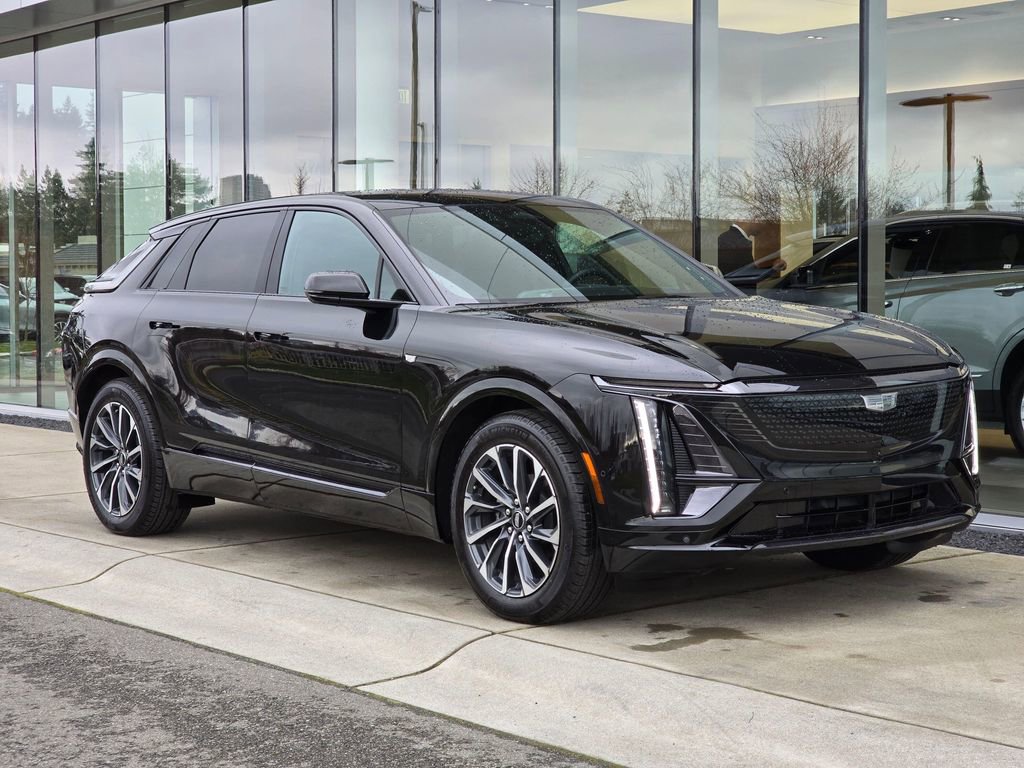 Used 2025 Cadillac Lyriq Sport image 7