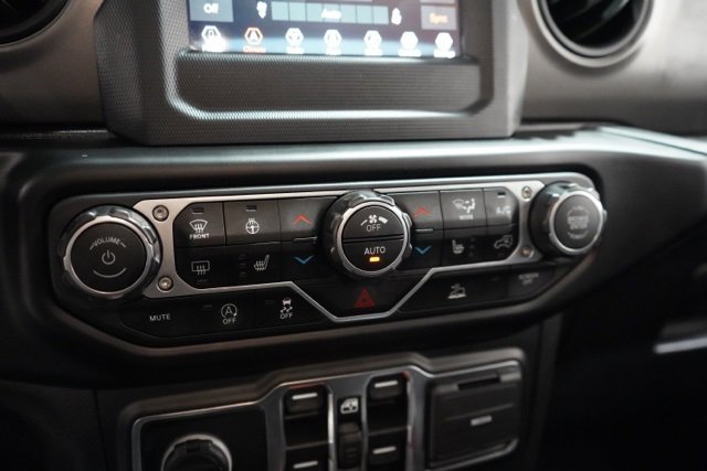 Used 2021 Jeep Gladiator Willys image 25