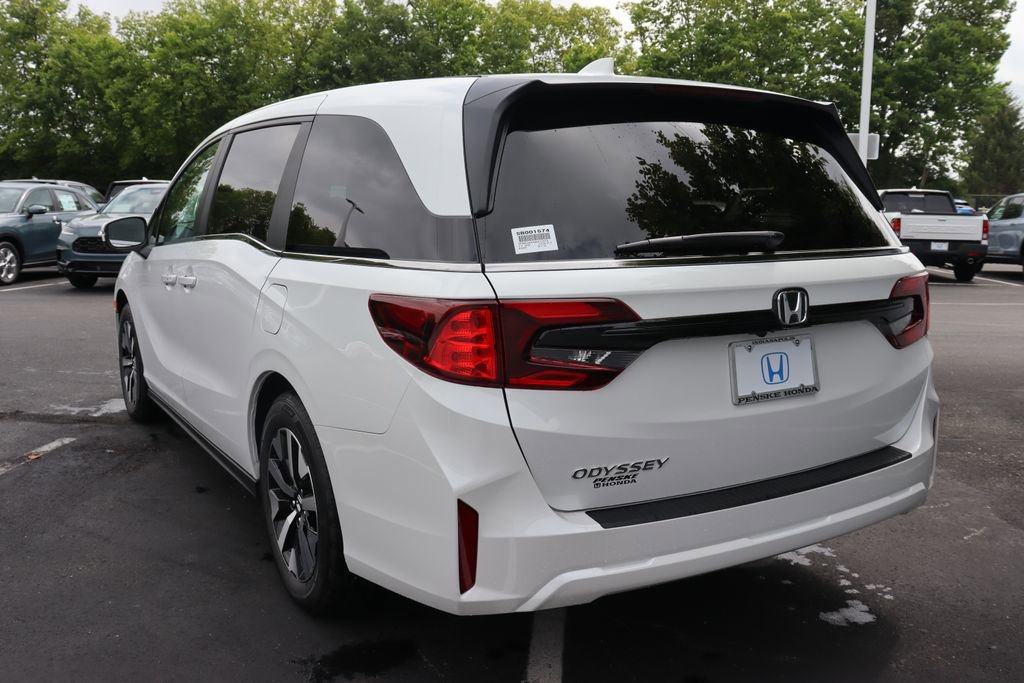 New 2026 Honda Odyssey EX-L image 3