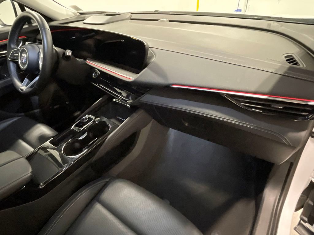 Used 2025 Buick Envision Preferred image 26