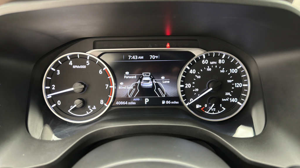 Used 2023 Nissan Rogue SV AWD/4WD image 16