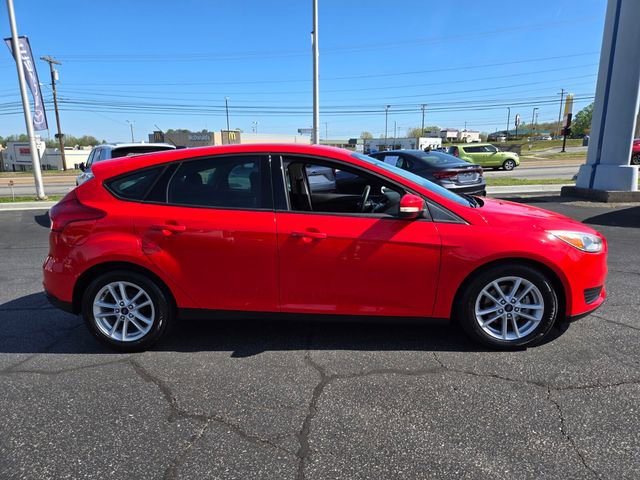 Used 2017 Ford Focus SE image 8