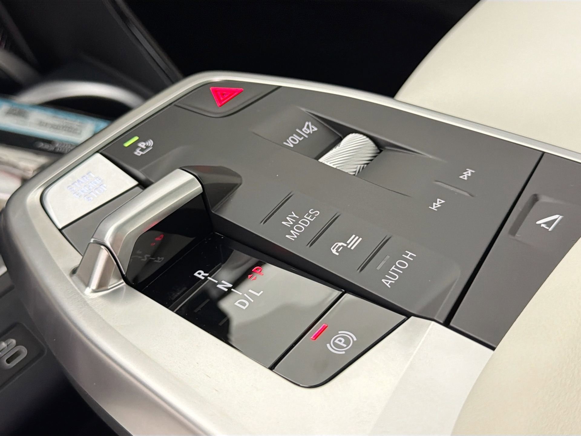 New 2026 BMW X1 xDrive28i w/ Technology Package image 16