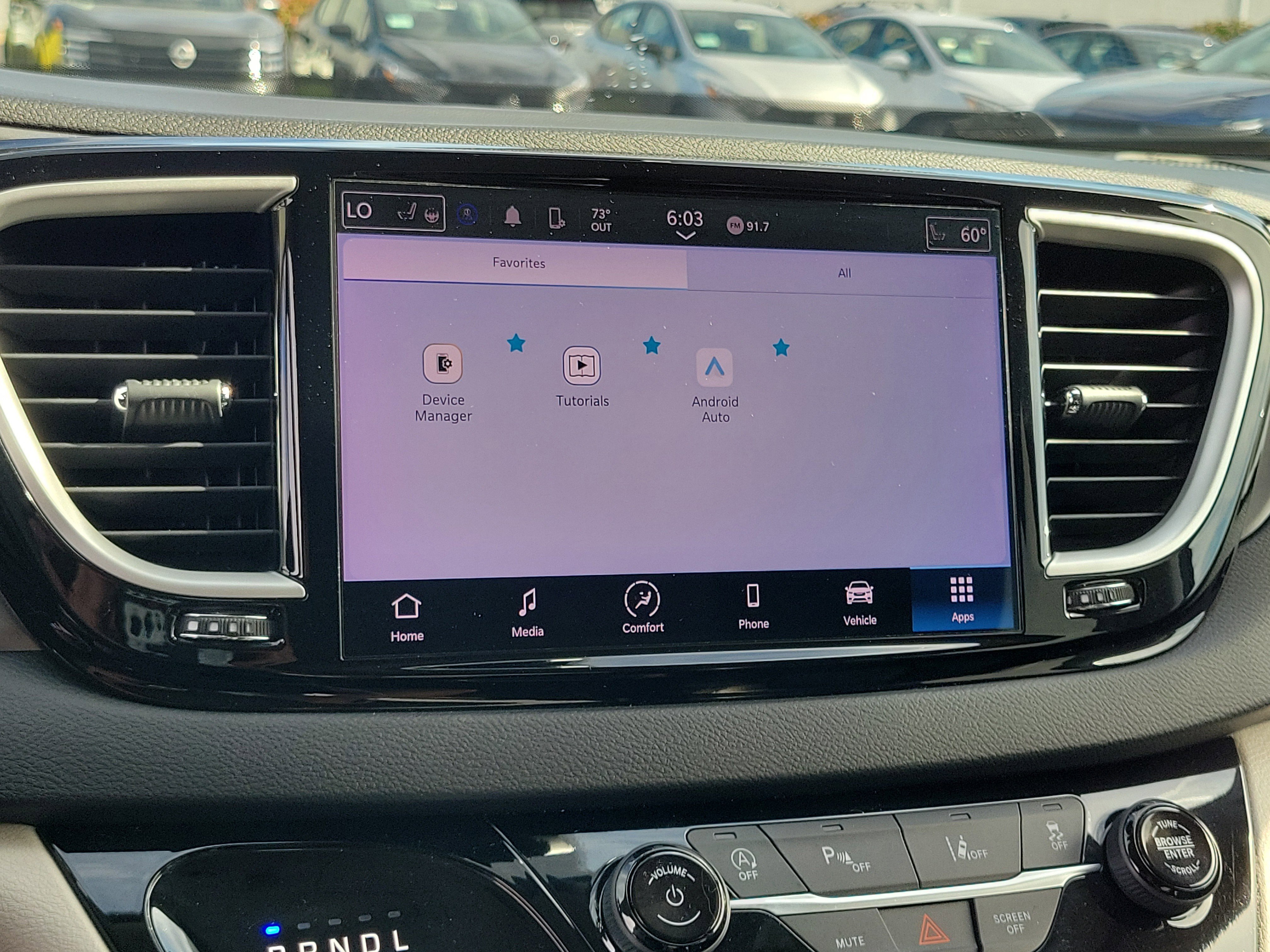 Used 2023 Chrysler Pacifica Touring-L image 26