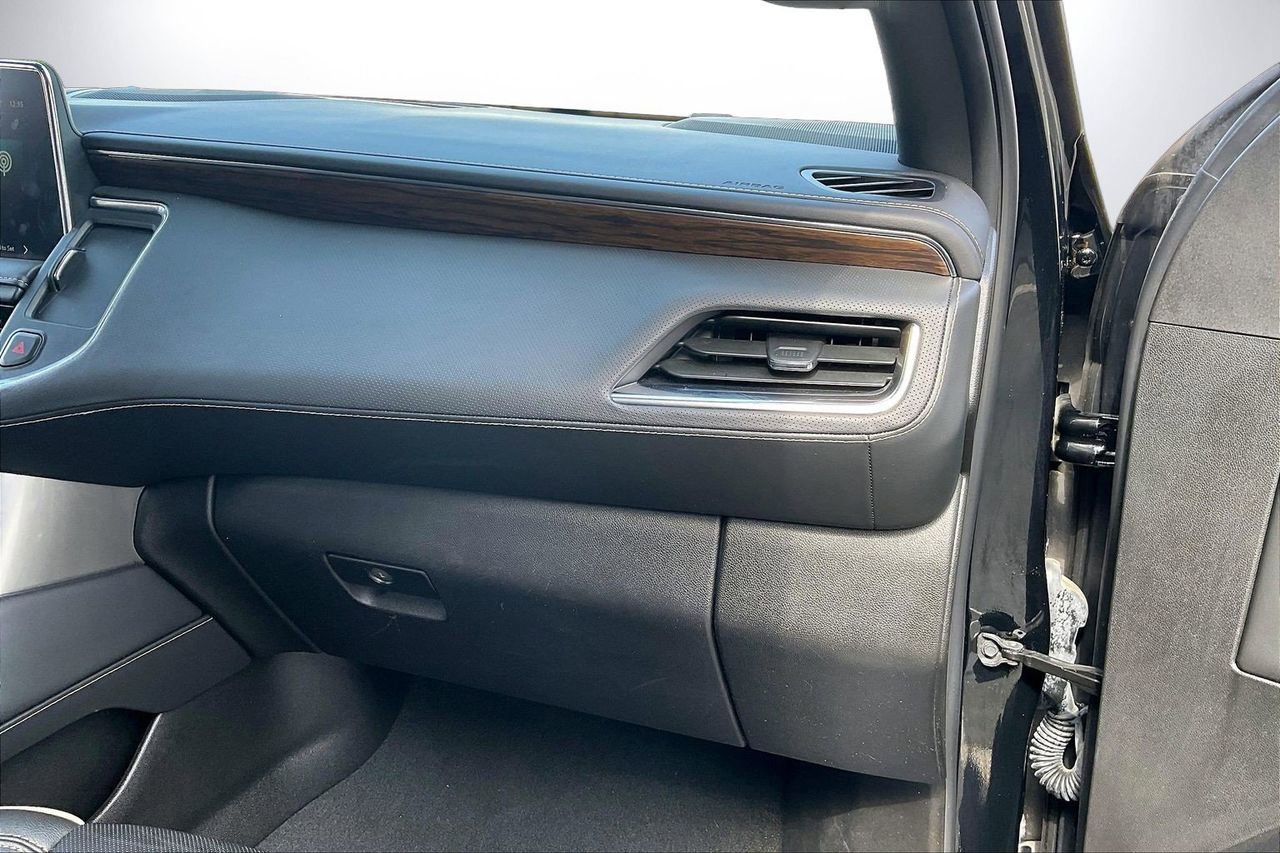 Used 2024 Chevrolet Tahoe Premier image 21