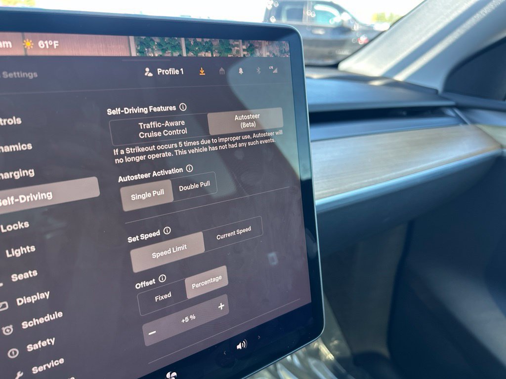 Used 2023 Tesla Model Y Long Range AWD/4WD image 13