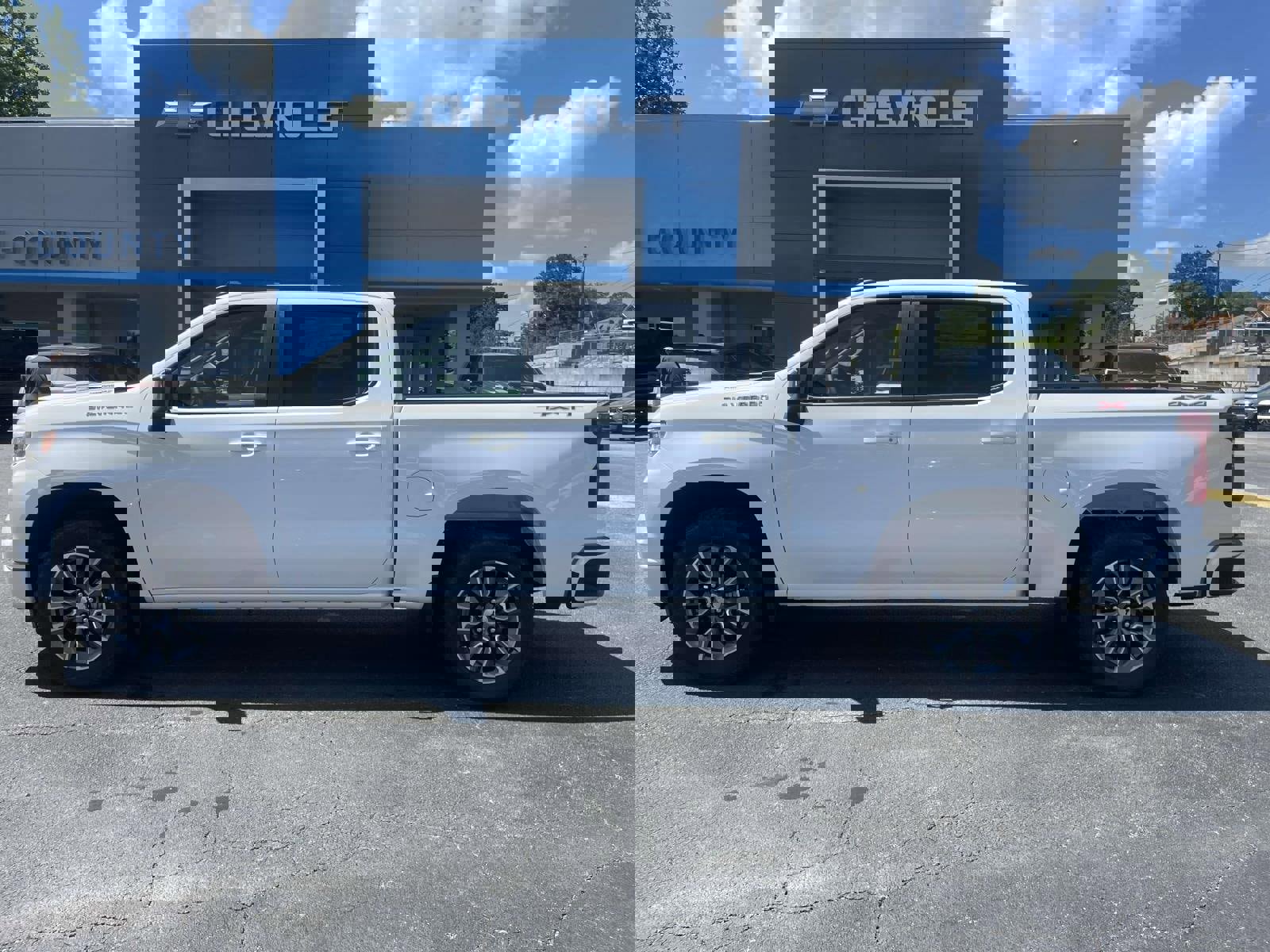 New 2025 Chevrolet Silverado 1500 RST image 5