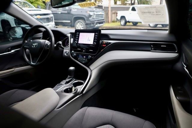 Used 2024 Toyota Camry LE image 35