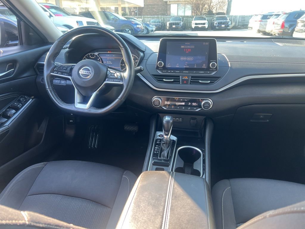 Used 2020 Nissan Altima 2.5 SV image 18