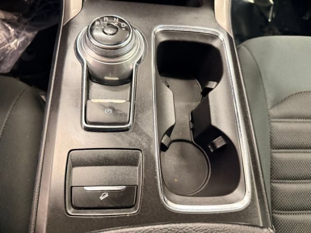 Used 2019 Ford Fusion SE FWD image 18