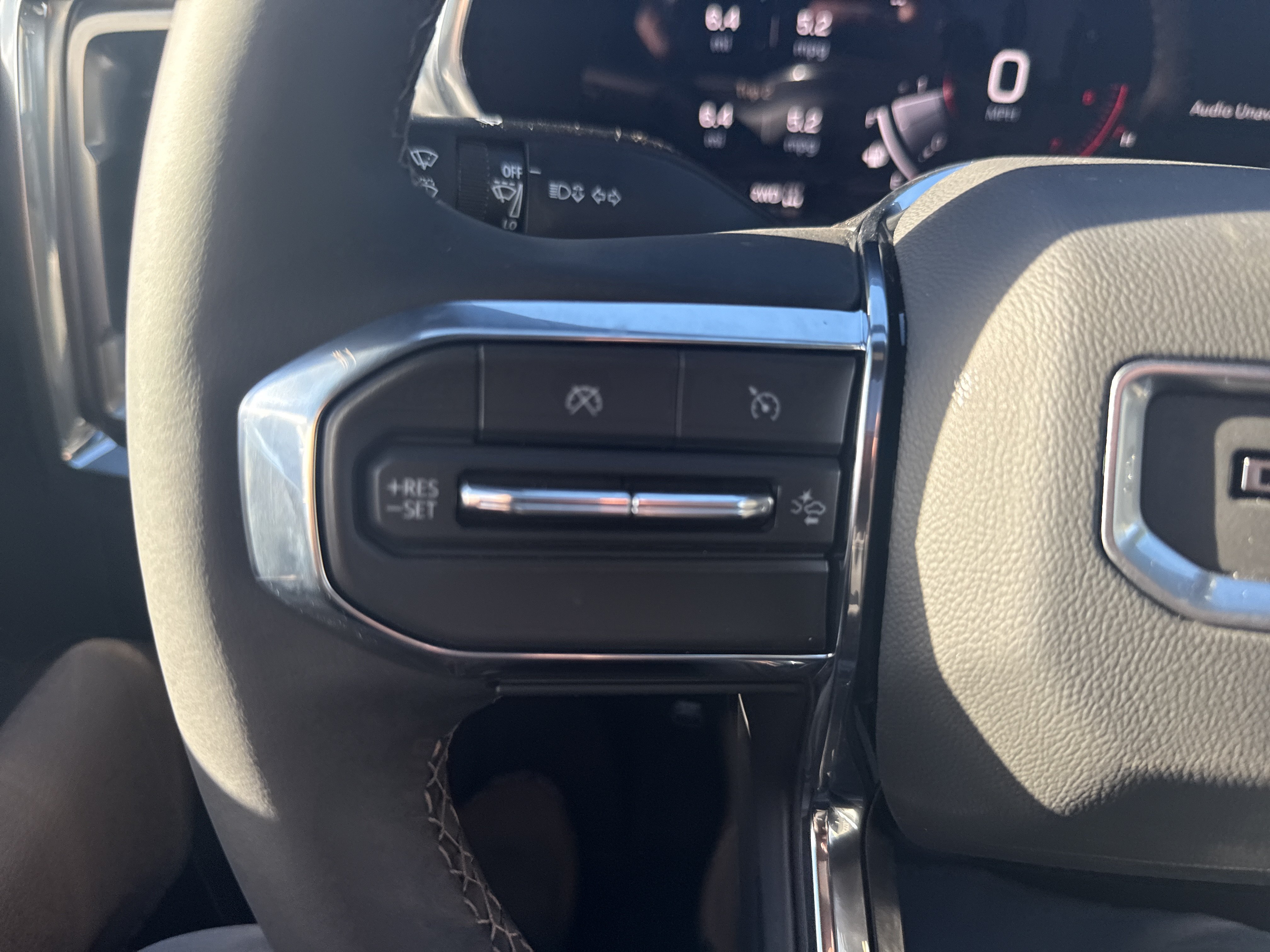 New 2026 GMC Canyon Denali AWD/4WD image 18