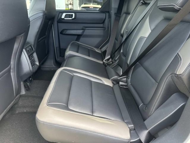 New 2026 Ford Bronco Outer Banks AWD/4WD image 15