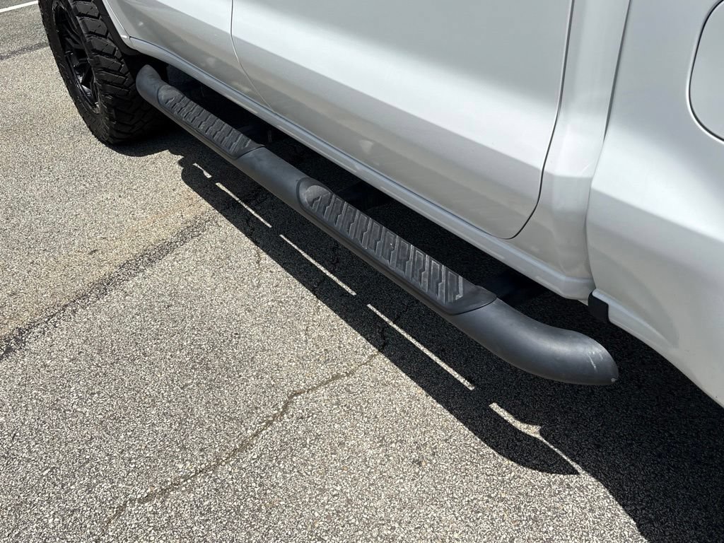Used 2022 Chevrolet Silverado 1500 ZR2 w/ Technology Package AWD/4WD image 10