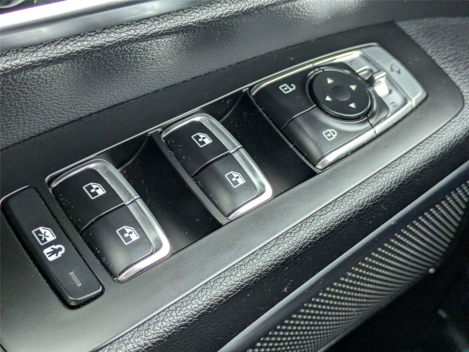 Used 2023 Kia Telluride SX FWD image 29