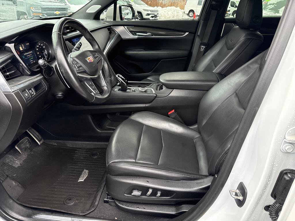 Used 2021 Cadillac XT5 Sportv w/ LPO, Floor Liner Package image 10