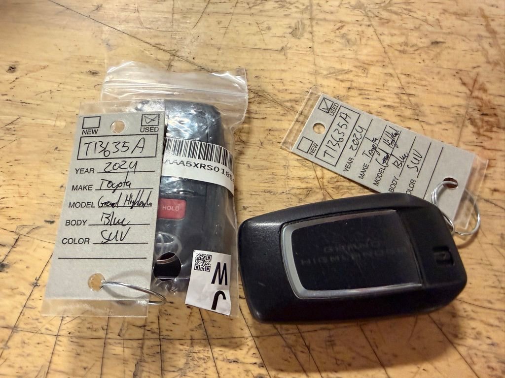 Used 2024 Toyota Grand Highlander XLE image 31