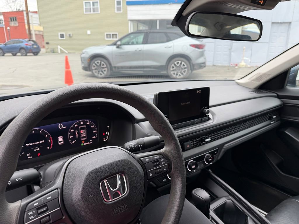 Used 2023 Honda Accord EX image 22