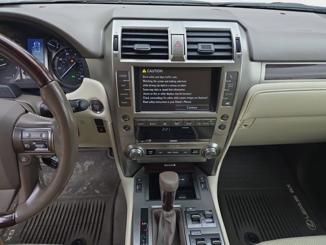 Used 2018 Lexus GX 460 Luxury AWD/4WD image 23