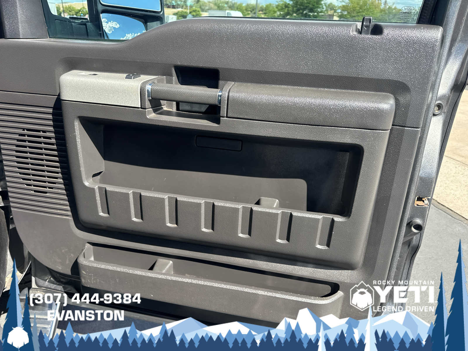 Used 2015 Ford F350 Lariat w/ Lariat Ultimate Package AWD/4WD image 15