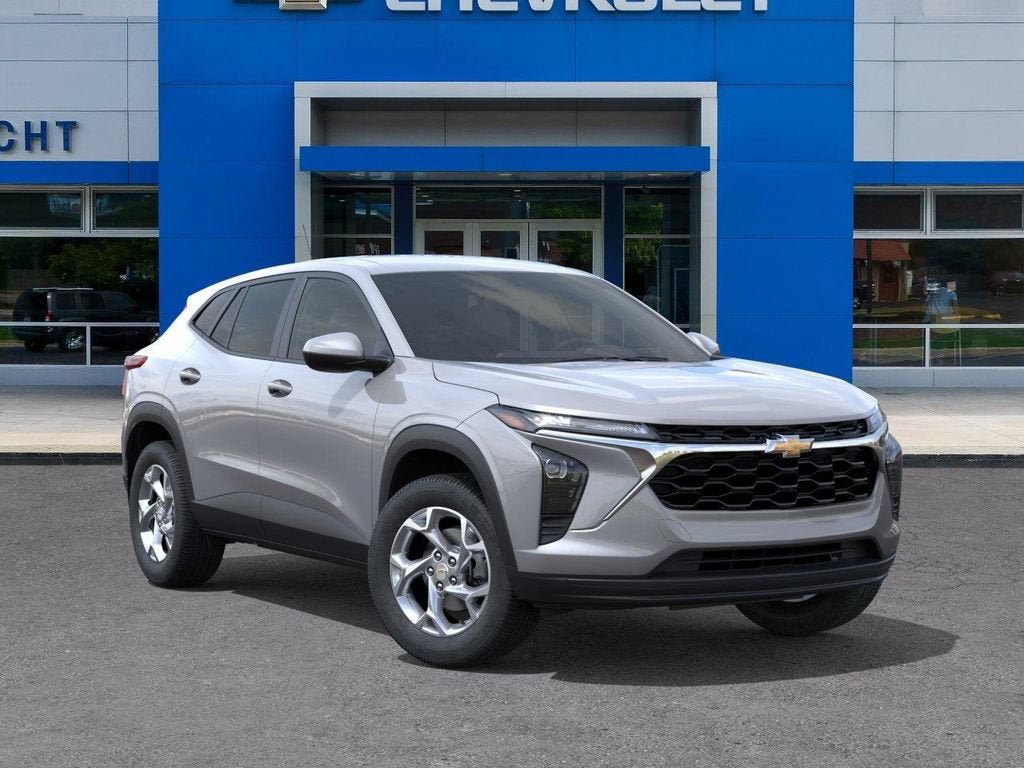 New 2026 Chevrolet Trax LS w/ LS Convenience Package FWD image 7