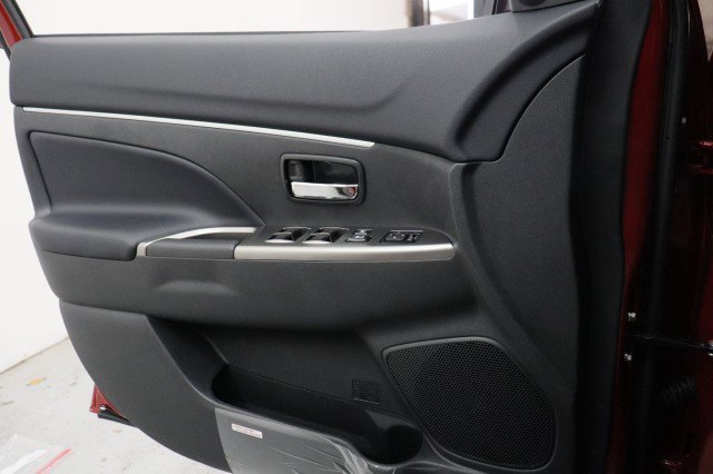 New 2026 Mitsubishi Outlander Sport SE AWD/4WD image 15