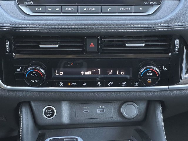 Used 2023 Nissan Rogue SL AWD/4WD image 21