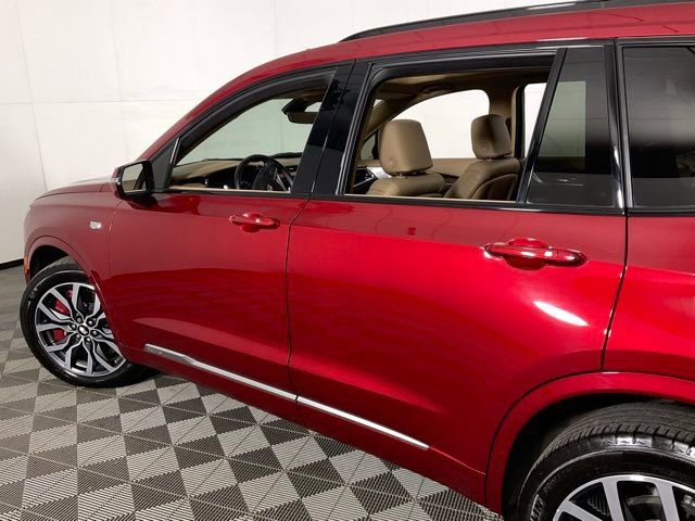 Used 2022 Cadillac XT6 Sport w/ Platinum Package image 33