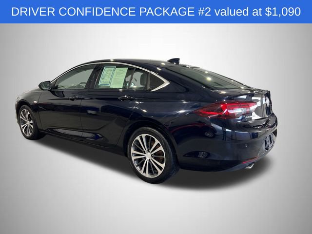 Used 2018 Buick Regal Essence w/ Driver Confidence Package #1 image 3
